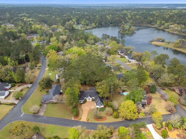 $698,500 | 9210 Hampton Glen Court, Tallahassee, FL 32312