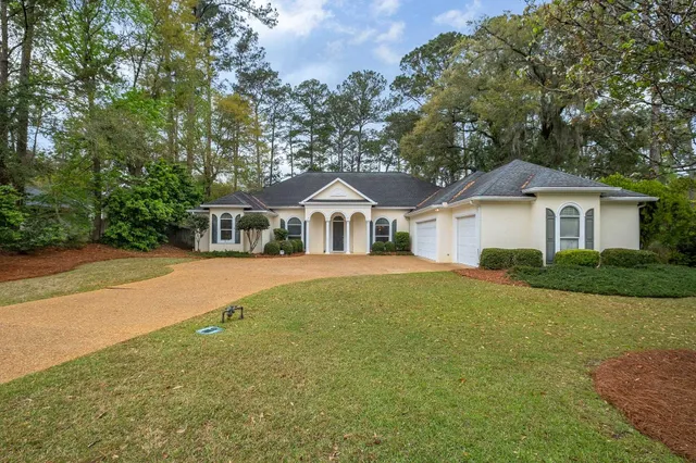 $698,500 | 9210 Hampton Glen Court, Tallahassee, FL 32312