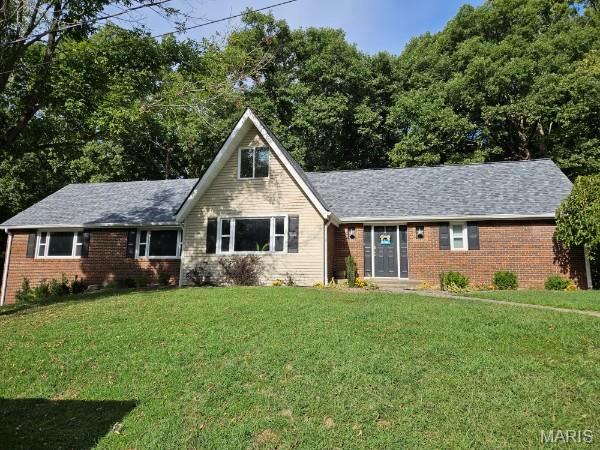 18 Boca Drive Hannibal, MO 63401 - Photo 2 of 35