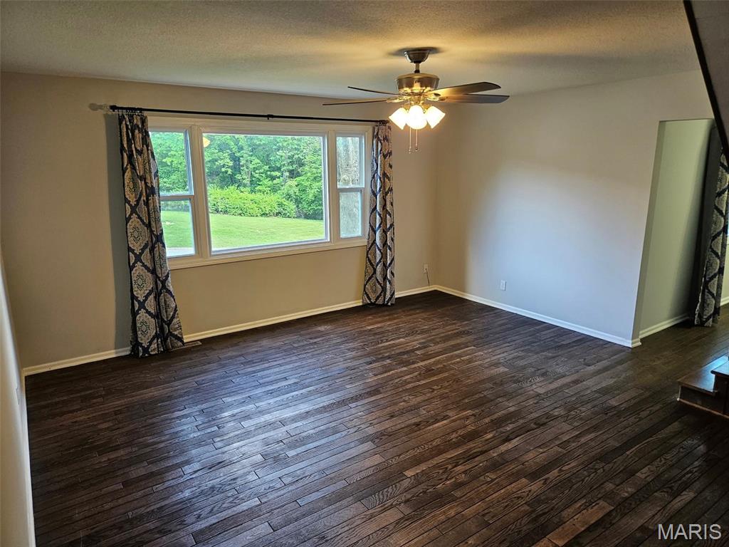 18 Boca Drive Hannibal, MO 63401 - Photo 7 of 35