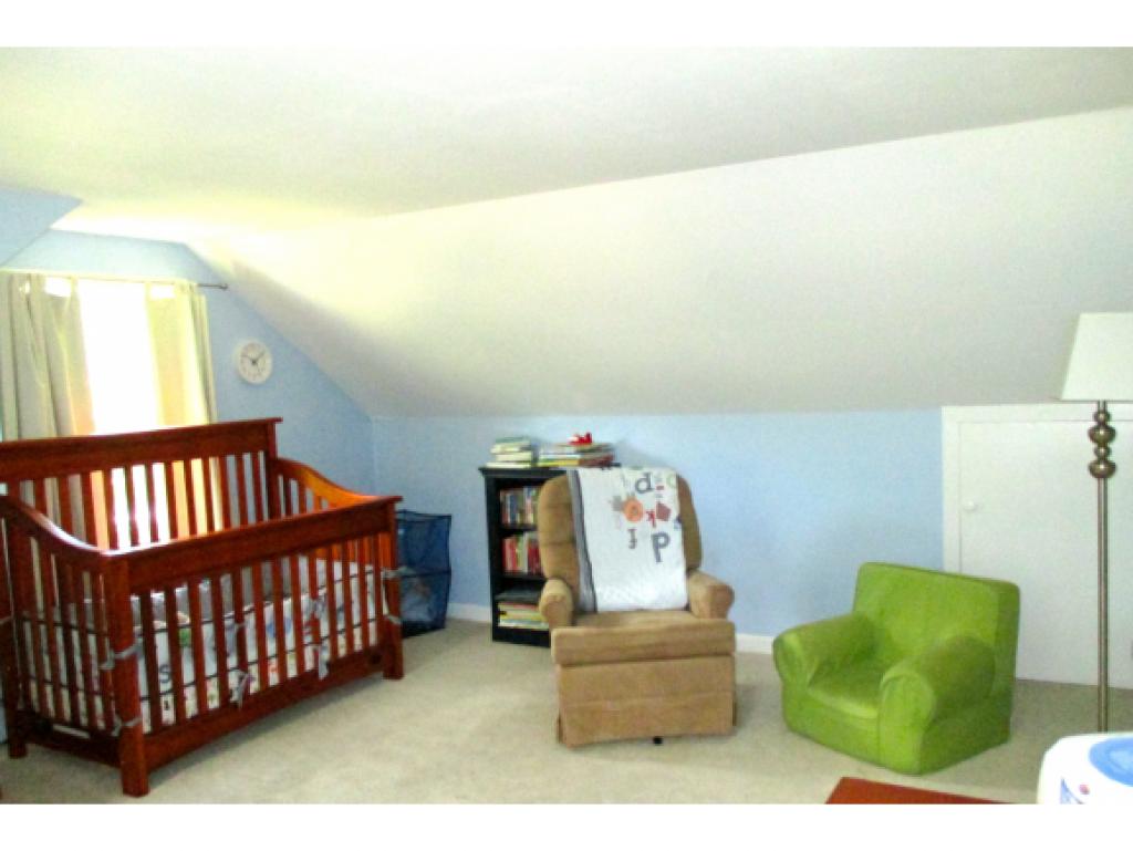 46 Apple Tree Lane Hopkinton, NH 03229 - Photo 11 of 18 Gallery Image 11