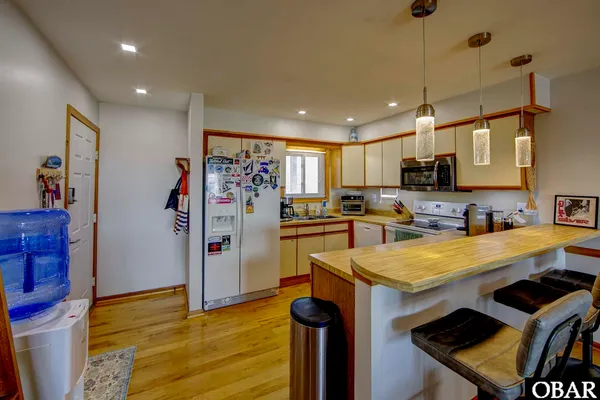 $349,000 | 24250-12A Resort Rodanthe Drive, Unit 10A, Rodanthe, NC 27968