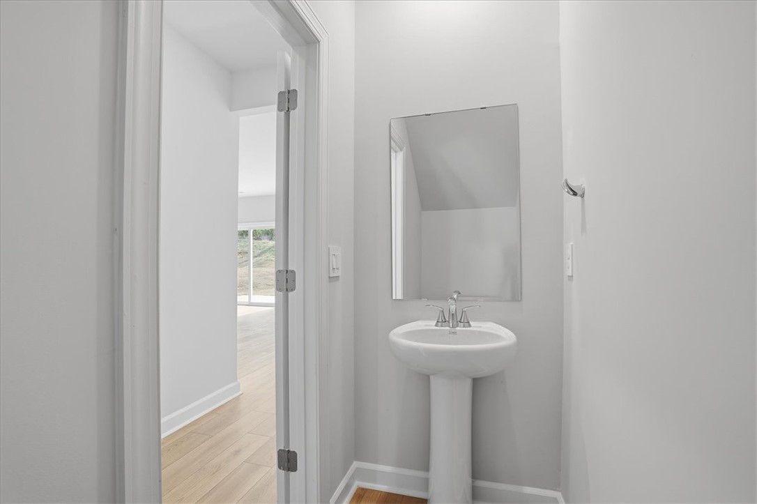 961 Penfold Pointe Wellford, SC 29385 - Photo 6 of 31