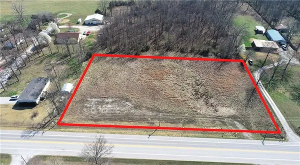 $39,500 | 3272 East 54th Highway, El Dorado Springs, MO 64744