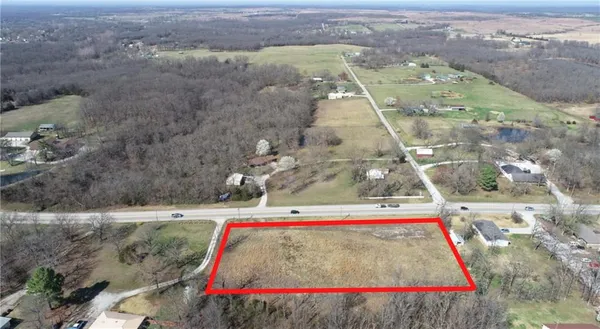 $39,500 | 3272 East 54th Highway, El Dorado Springs, MO 64744