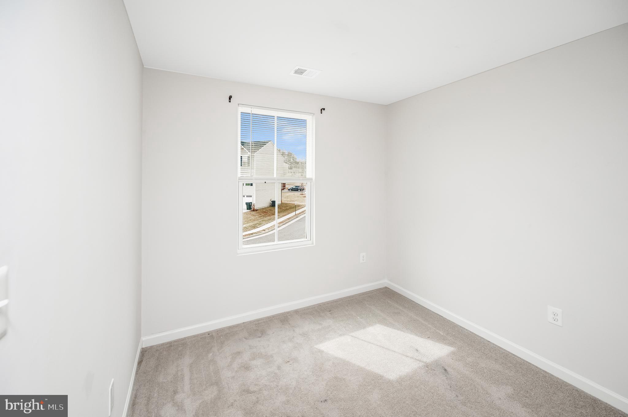 35252 Sara Court Locust Grove, VA 22508 - Photo 28 of 40 an empty room with windows