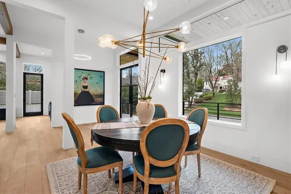 $2,240,000 | 942 Peachtree Battle Circle Northwest, Atlanta, GA 30327