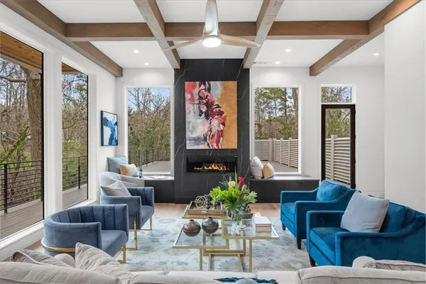 $2,240,000 | 942 Peachtree Battle Circle Northwest, Atlanta, GA 30327