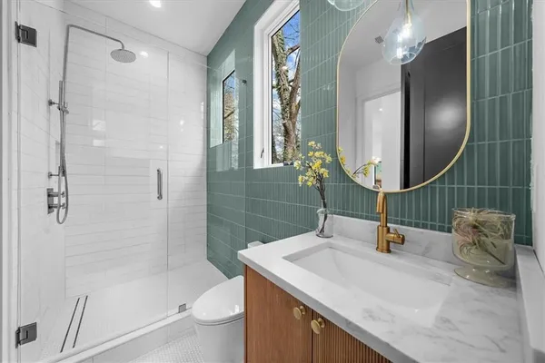 $2,240,000 | 942 Peachtree Battle Circle Northwest, Atlanta, GA 30327