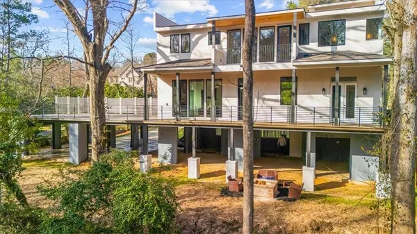 $2,240,000 | 942 Peachtree Battle Circle Northwest, Atlanta, GA 30327