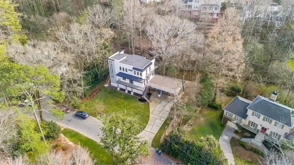 $2,240,000 | 942 Peachtree Battle Circle Northwest, Atlanta, GA 30327
