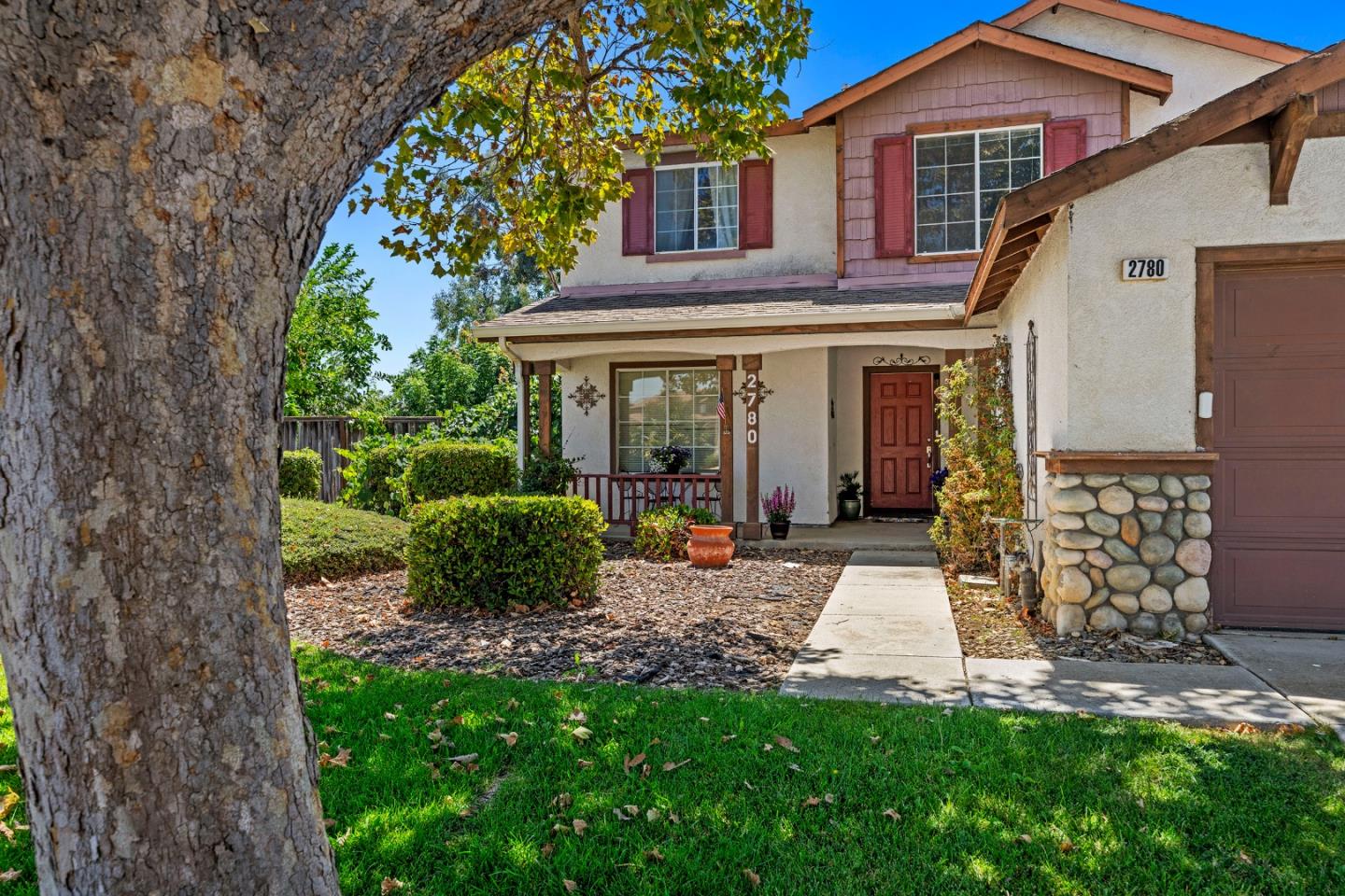 2780 Valley View Road Hollister, CA 95023 - Photo 7 of 79 Gallery Image 7