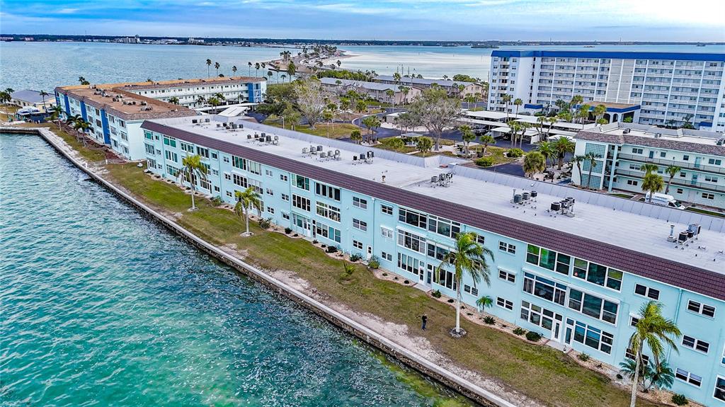 7 Dunoon Place, Unit 306 Dunedin, FL 34698 - Photo 4 of 39