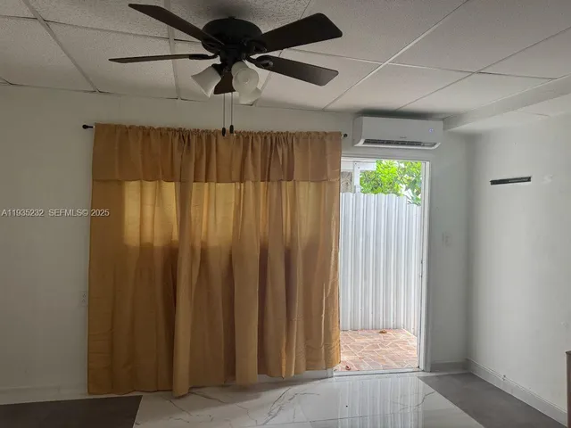 $1,100 | 861 West 32nd Street, Unit 1, Hialeah, FL 33012