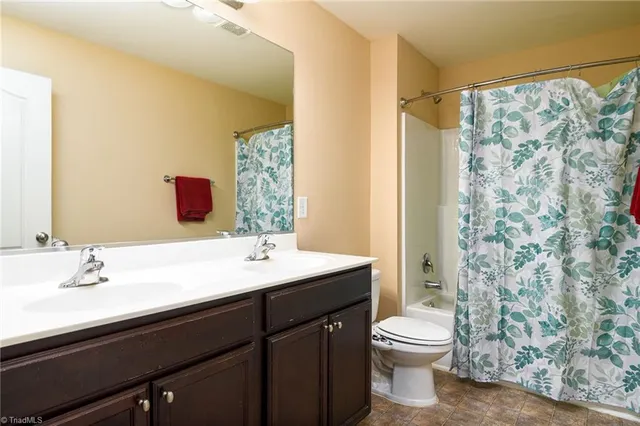 $434,900 | 991 Beesons Field Drive, Kernersville, NC 27284