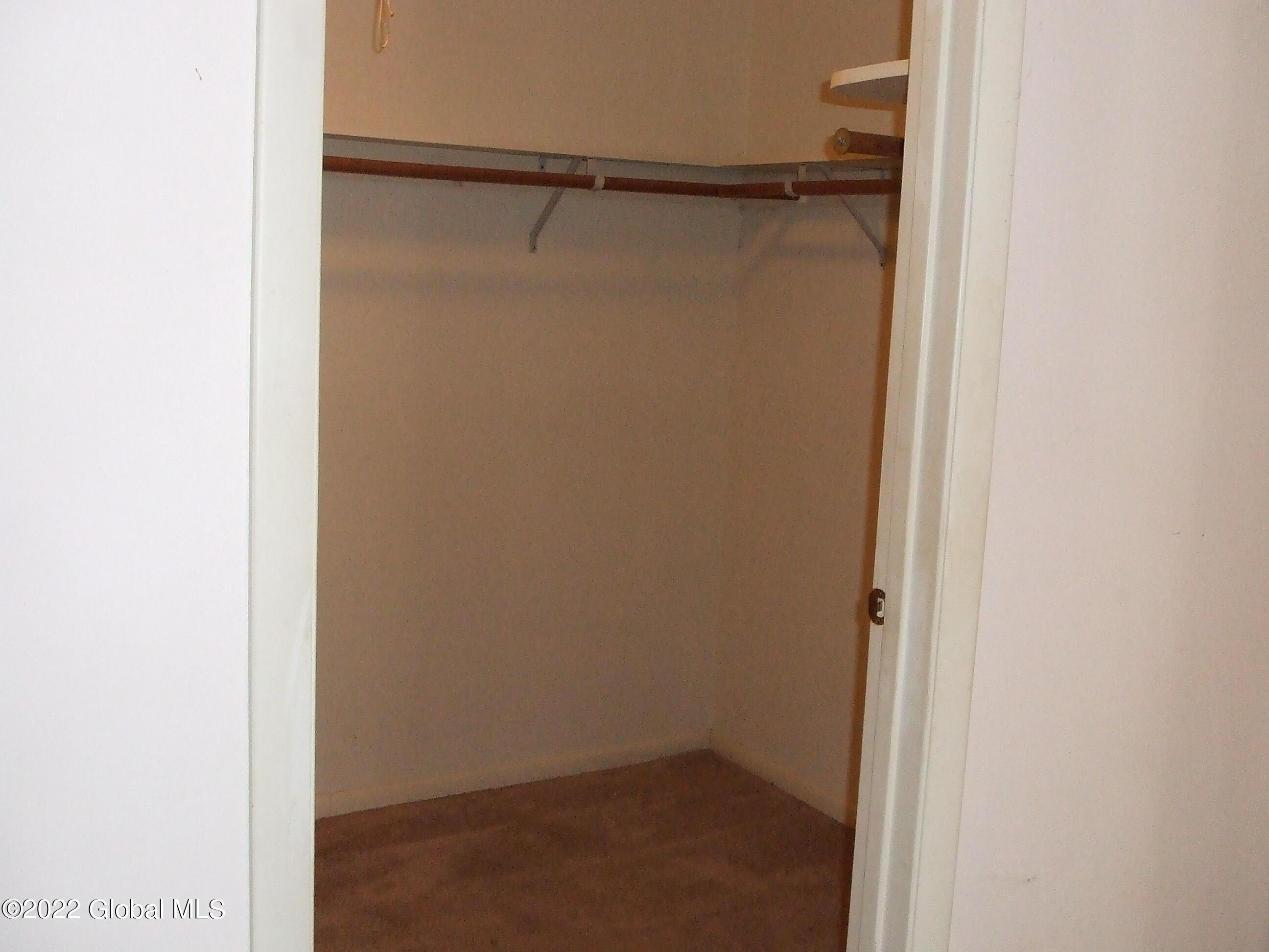 131 Clayton Road Schenectady, NY 12304 - Photo 21 of 34 DSCF2538