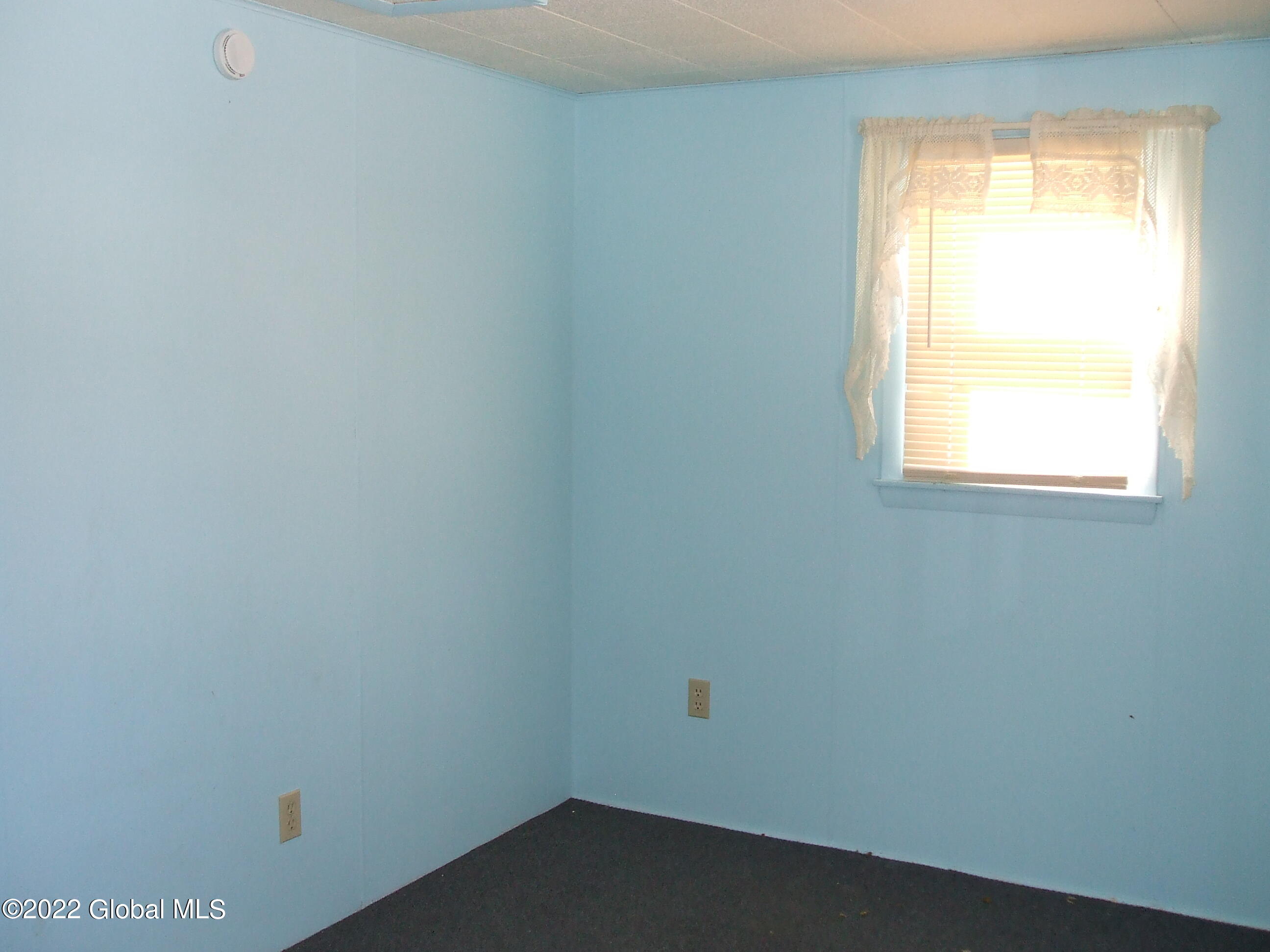 131 Clayton Road Schenectady, NY 12304 - Photo 23 of 34 DSCF2542