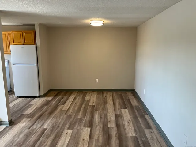 a view of kitchen with washer and dryer