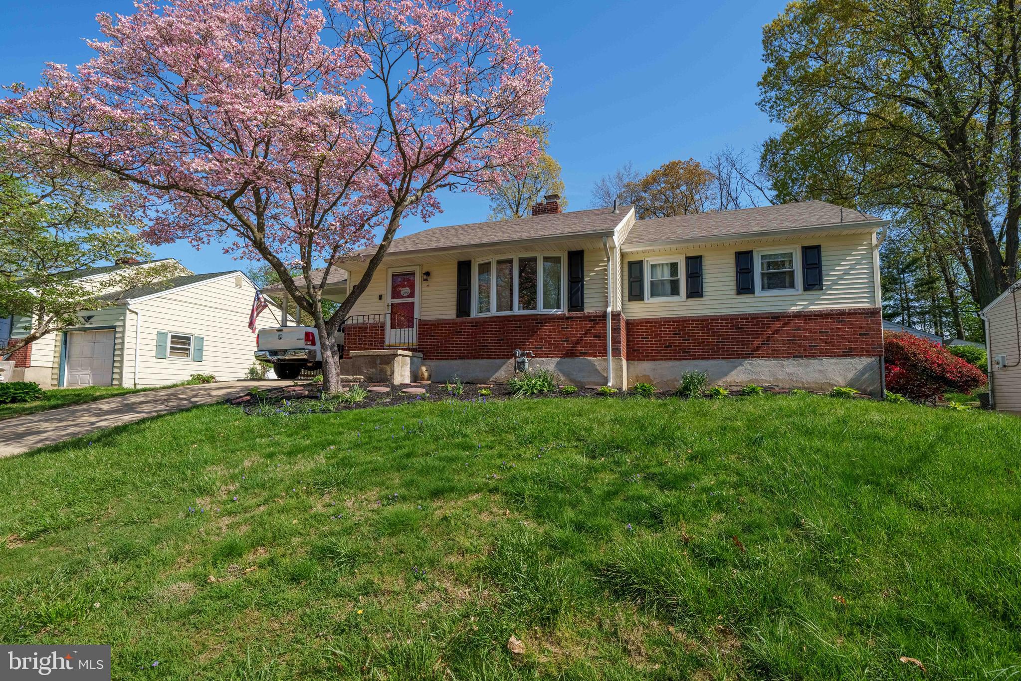 47 Old Manor Road Newark, DE 19711 - Photo 1 of 42 Gallery Image 1