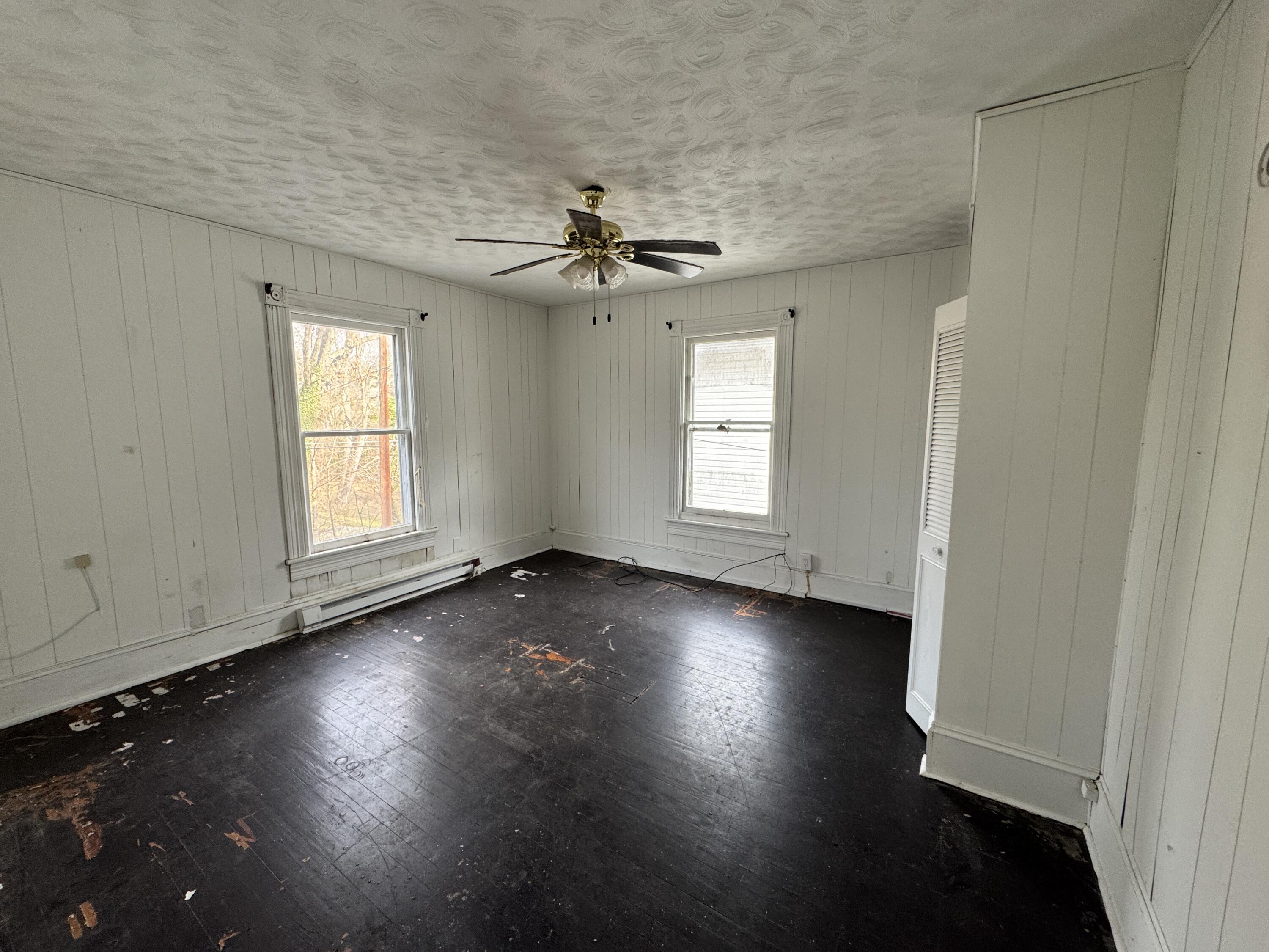 309 Roxbury Street Clifton Forge, VA 24422 - Photo 10 of 24 bedroom2