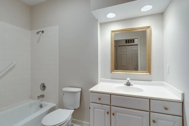 $394,900 | 1605 South Golf Glen, Unit A, Madison, WI 53704