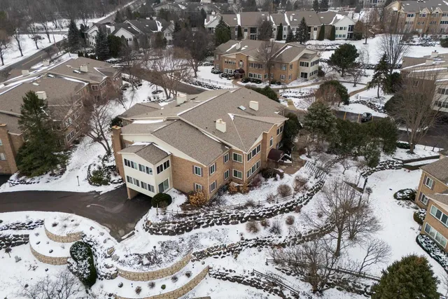 $394,900 | 1605 South Golf Glen, Unit A, Madison, WI 53704