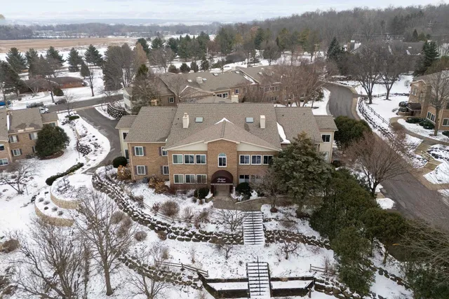 $394,900 | 1605 South Golf Glen, Unit A, Madison, WI 53704