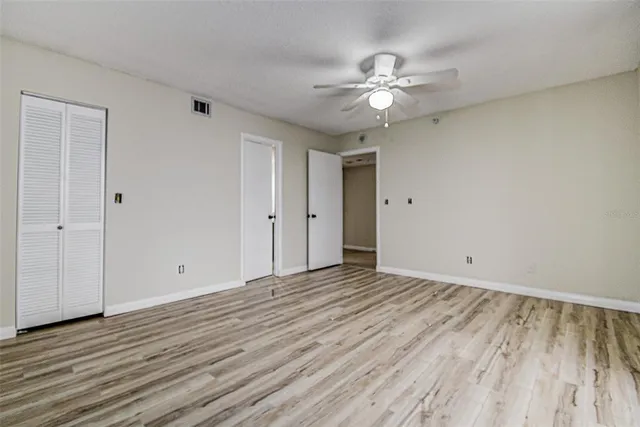 $359,999 | 5940 Pelican Bay Plaza South, Unit 406, Gulfport, FL 33707