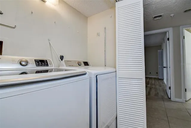 $359,999 | 5940 Pelican Bay Plaza South, Unit 406, Gulfport, FL 33707