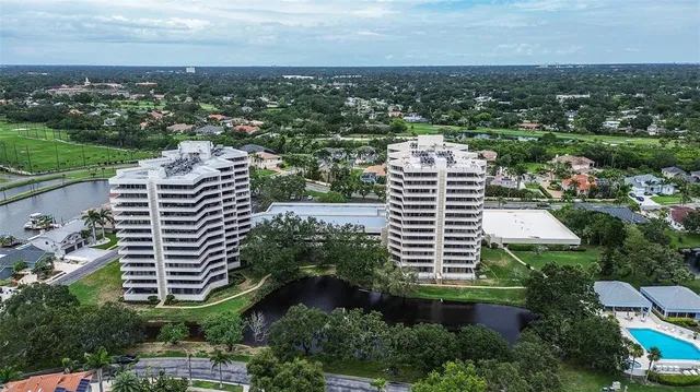 $359,999 | 5940 Pelican Bay Plaza South, Unit 406, Gulfport, FL 33707