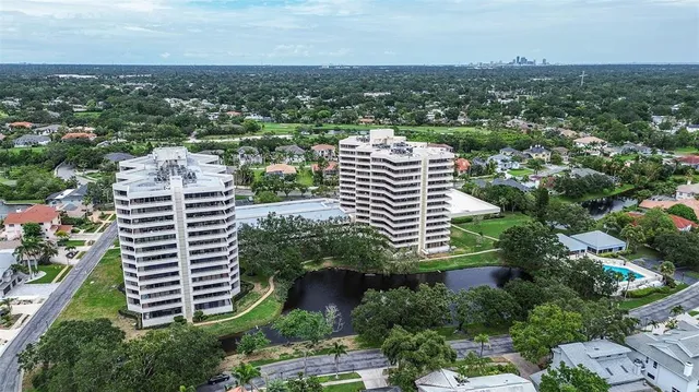 $359,999 | 5940 Pelican Bay Plaza South, Unit 406, Gulfport, FL 33707