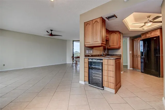 $359,999 | 5940 Pelican Bay Plaza South, Unit 406, Gulfport, FL 33707