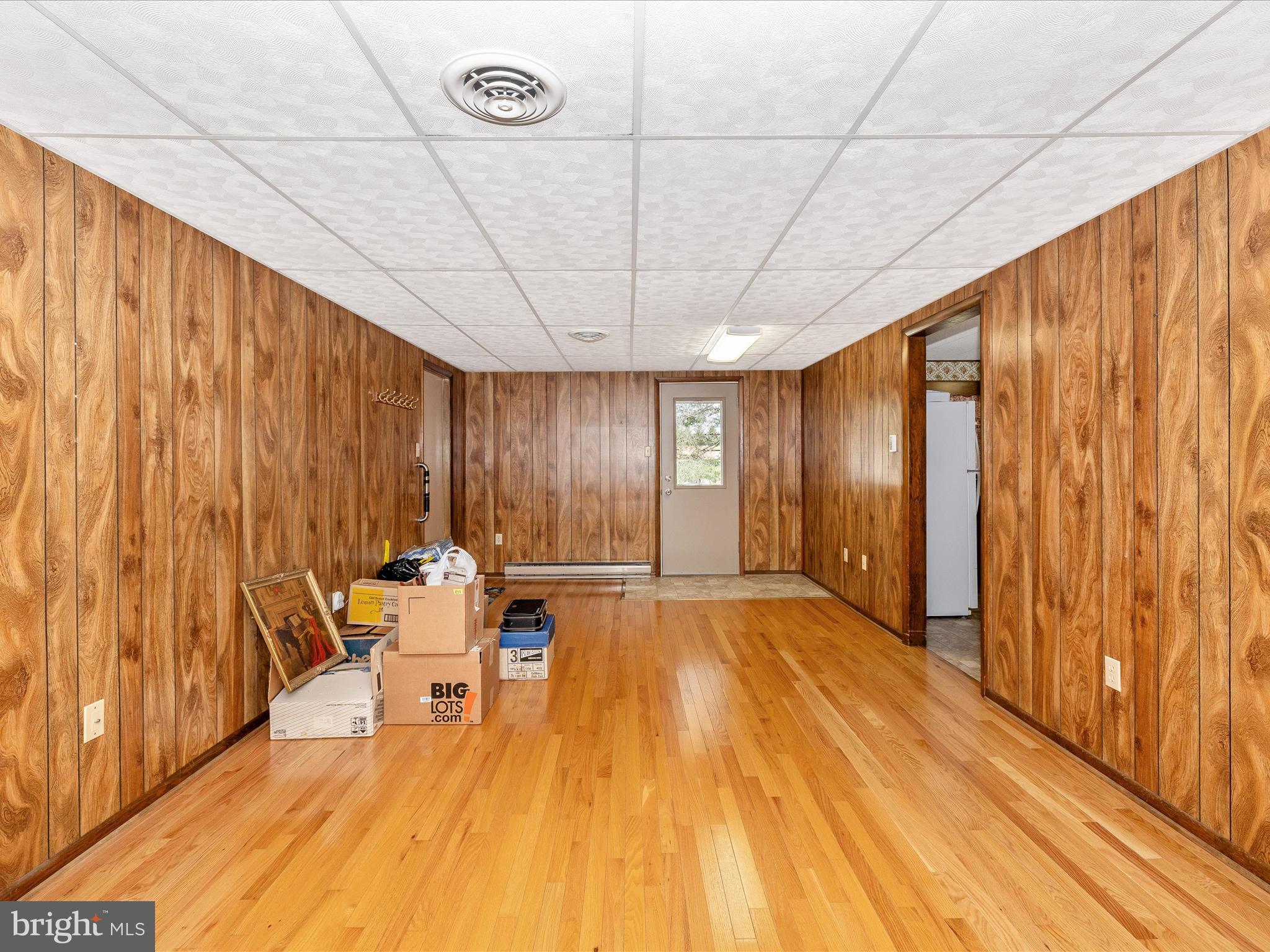 6 Schaller Lane Smithsburg, MD 21783 - Photo 22 of 61 Family Room