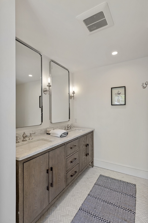 21 Union Street Manchester, MA 01944 - Photo 13 of 29