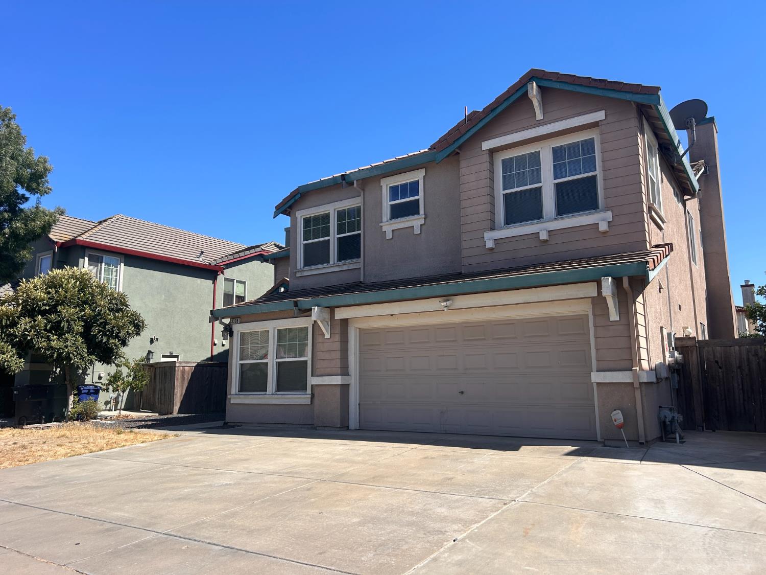 3308 Yerington Court Modesto, CA 95355 - Photo 2 of 37
