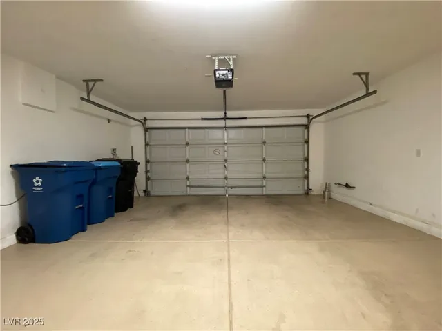 $2,471 | 9293 Adamshurst Avenue, Las Vegas, NV 89148