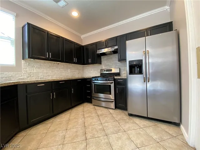 $2,471 | 9293 Adamshurst Avenue, Las Vegas, NV 89148