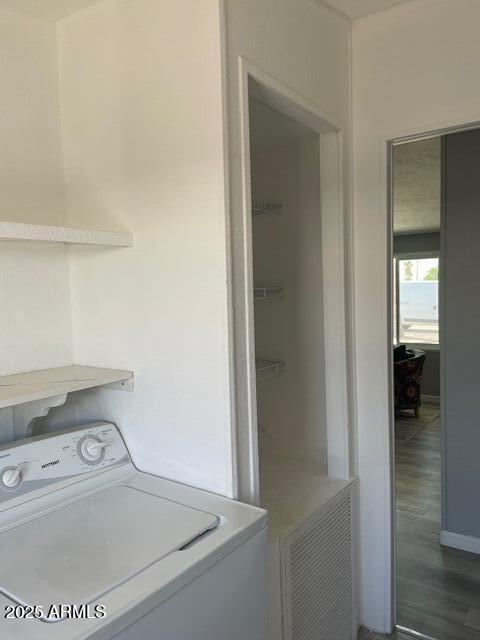 2481 West Broadway Avenue, Unit 71 Apache Junction, AZ 85120 - Photo 14 of 18 a utility room with dryer and washer