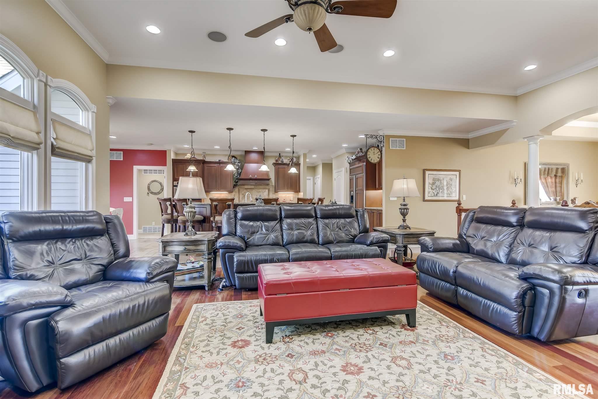 240 Cumberland Drive Rochester, IL 62563 - Photo 11 of 48 Gallery Image 11