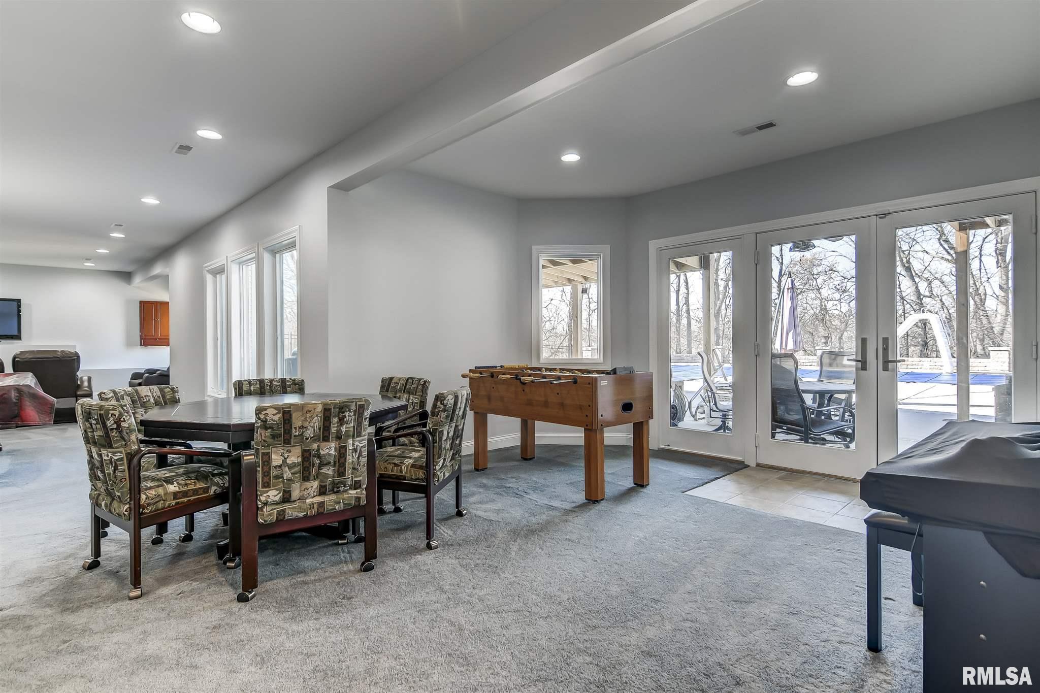 240 Cumberland Drive Rochester, IL 62563 - Photo 27 of 48 Gallery Image 27
