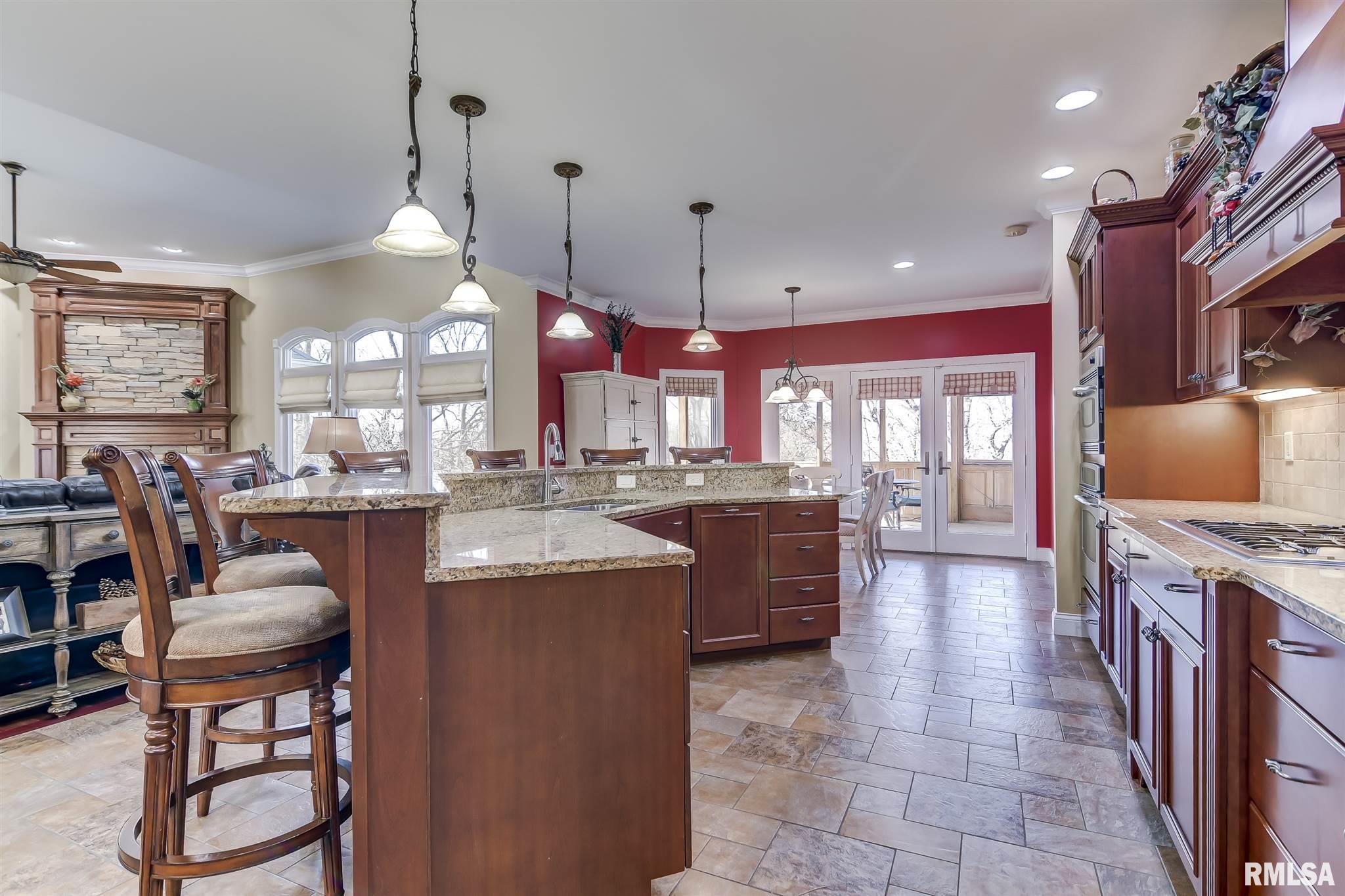 240 Cumberland Drive Rochester, IL 62563 - Photo 3 of 48 Gallery Image 3