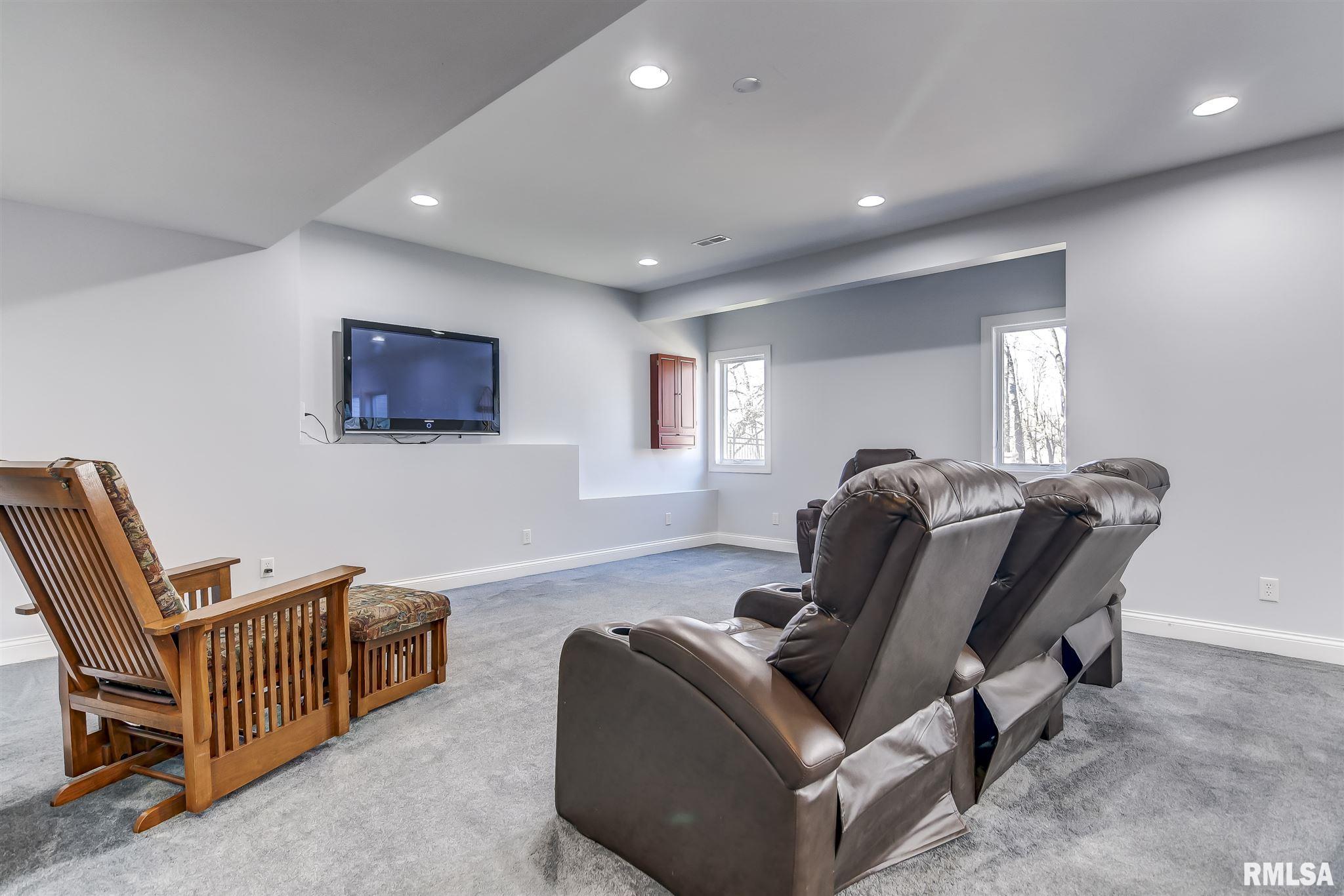 240 Cumberland Drive Rochester, IL 62563 - Photo 32 of 48 Gallery Image 32