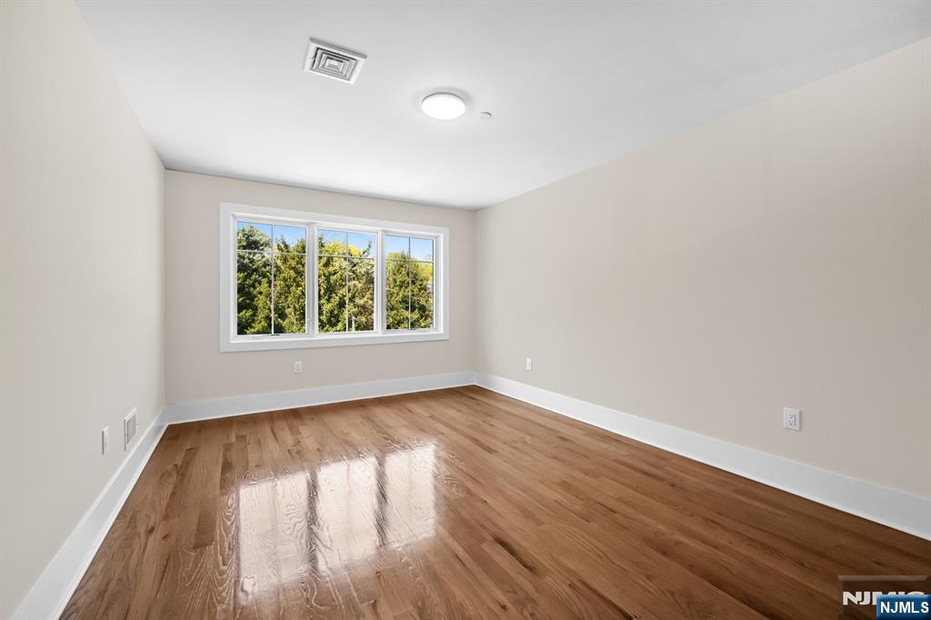 162 Closter Dock Road, Unit A Closter, NJ 07624 - Photo 35 of 37