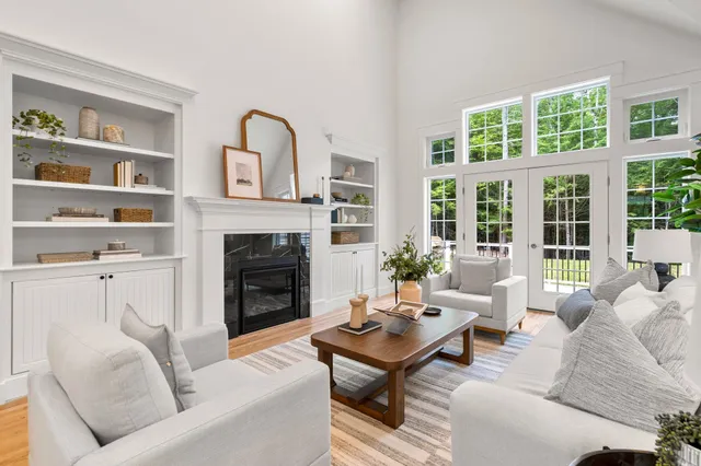 $1,999,999 | 12-41 Knoll Crest Drive, Unit LOT #5 THE HANNAH FLOOR PLAN, Bedford, NH 03110