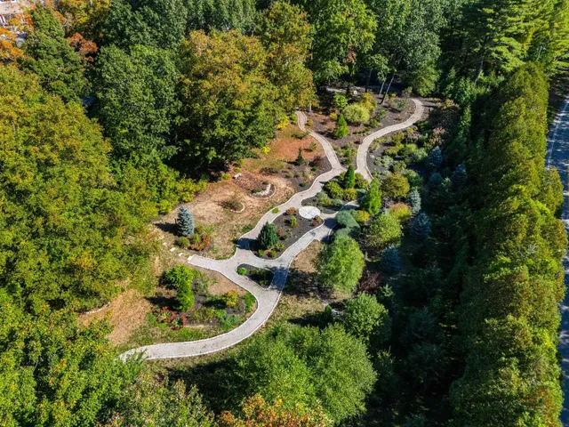 $1,999,999 | 12-41 Knoll Crest Drive, Unit LOT #5 THE HANNAH FLOOR PLAN, Bedford, NH 03110