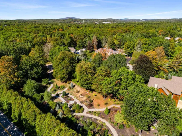 $1,999,999 | 12-41 Knoll Crest Drive, Unit LOT #5 THE HANNAH FLOOR PLAN, Bedford, NH 03110