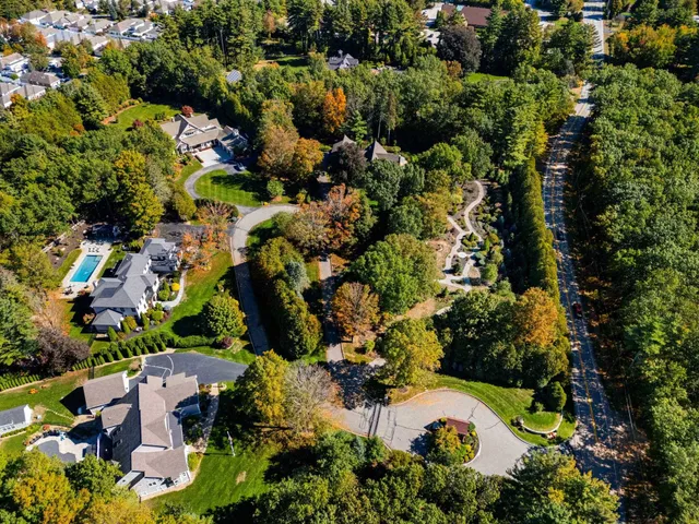 $1,999,999 | 12-41 Knoll Crest Drive, Unit LOT #5 THE HANNAH FLOOR PLAN, Bedford, NH 03110