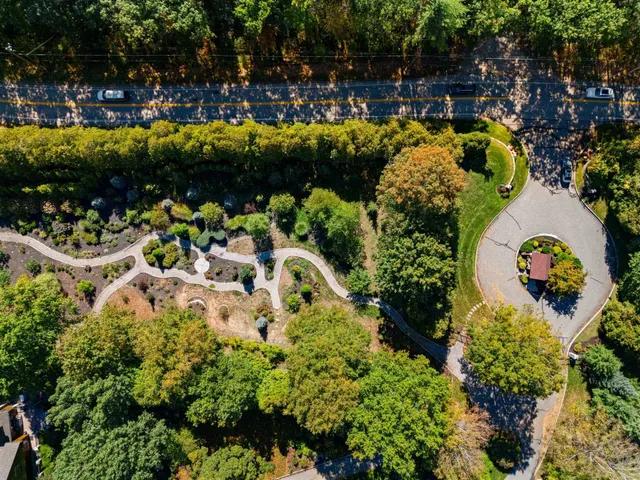 $1,999,999 | 12-41 Knoll Crest Drive, Unit LOT #5 THE HANNAH FLOOR PLAN, Bedford, NH 03110