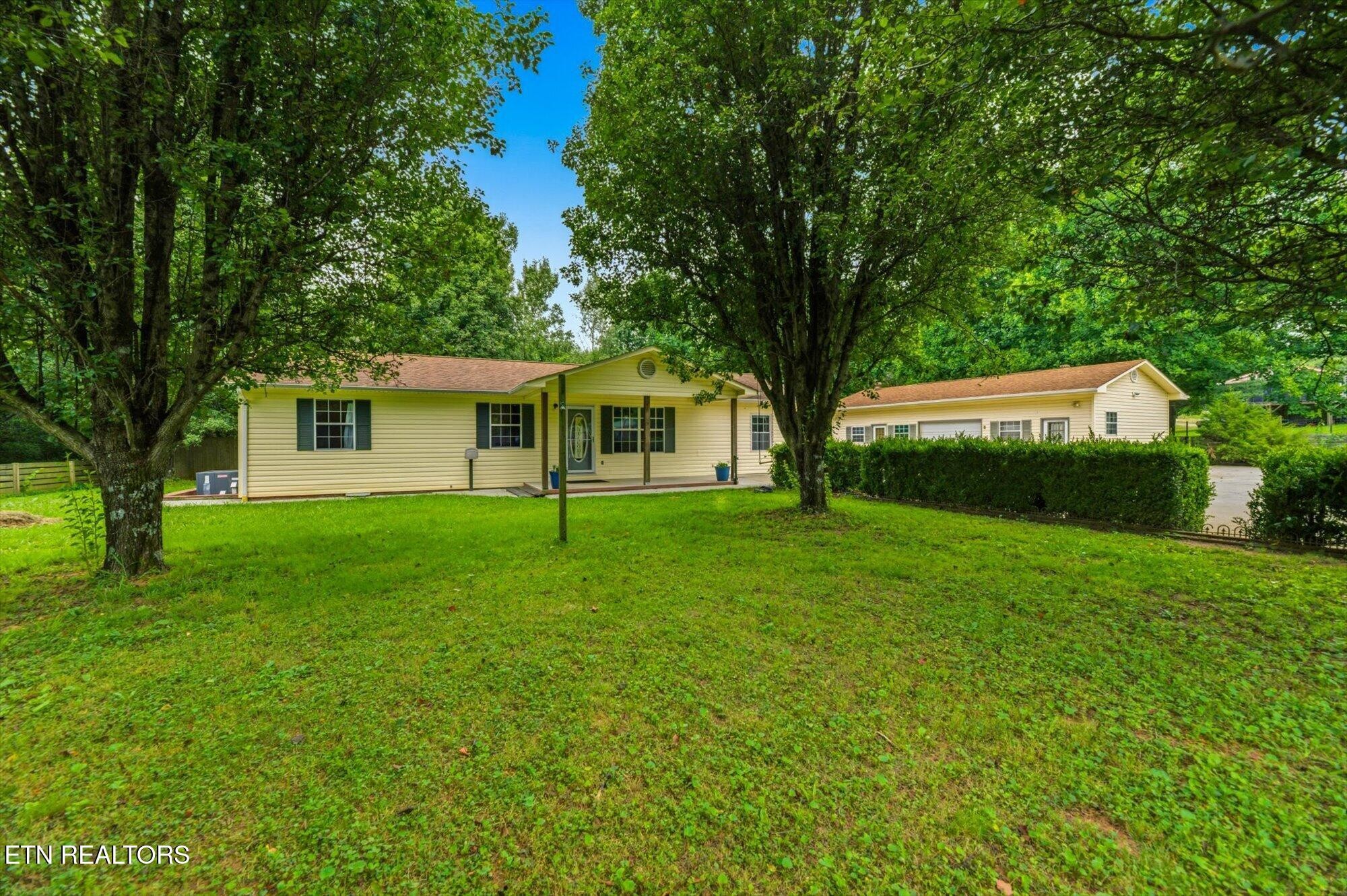 301 Wayman Road Madisonville, TN 37354 - Photo 1 of 41