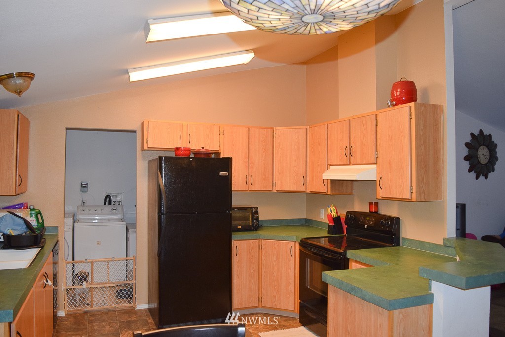 5801 Sunnyslope Road Southwest Port Orchard, WA 98367 - Photo 9 of 24 Gallery Image 9